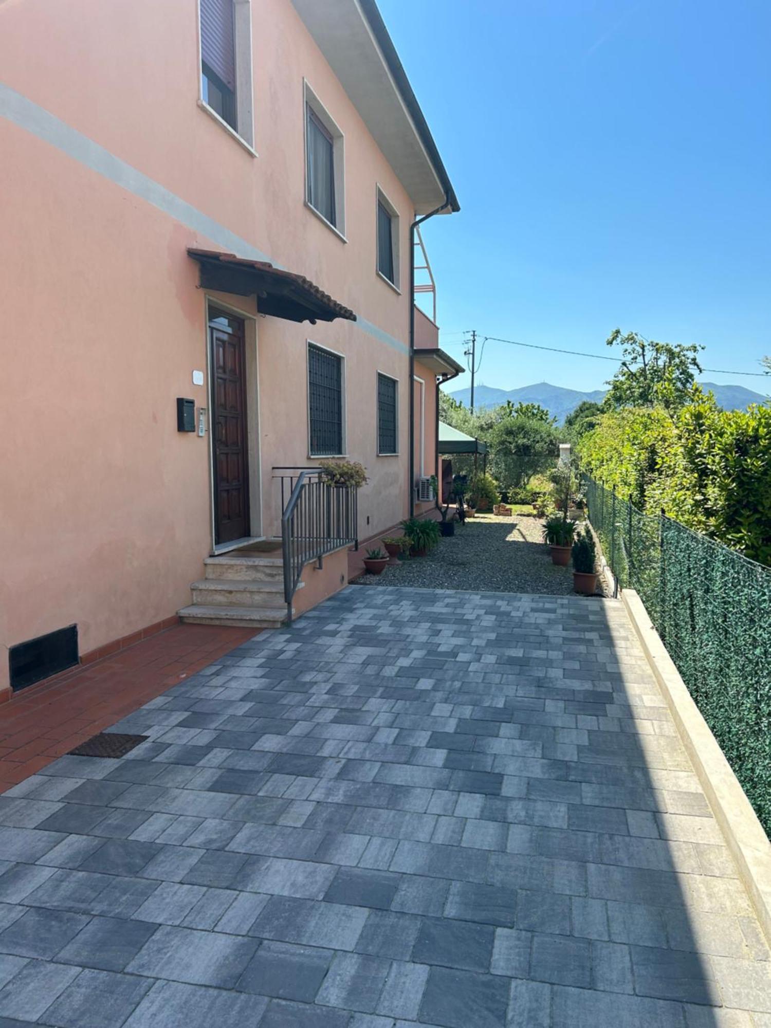 Albi'S House,Terrazza ,Wi-Fi, Parcheggio, Ac Lucca Exterior foto